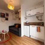 Equipe A Avec Terrasse Apartment *