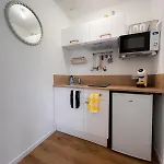 Equipe A Avec Terrasse Apartment Caen