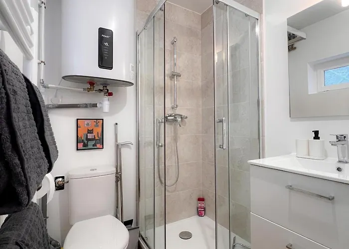 Equipe A Avec Terrasse Кан